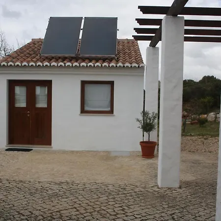 Monte Da Sapaleira Country house